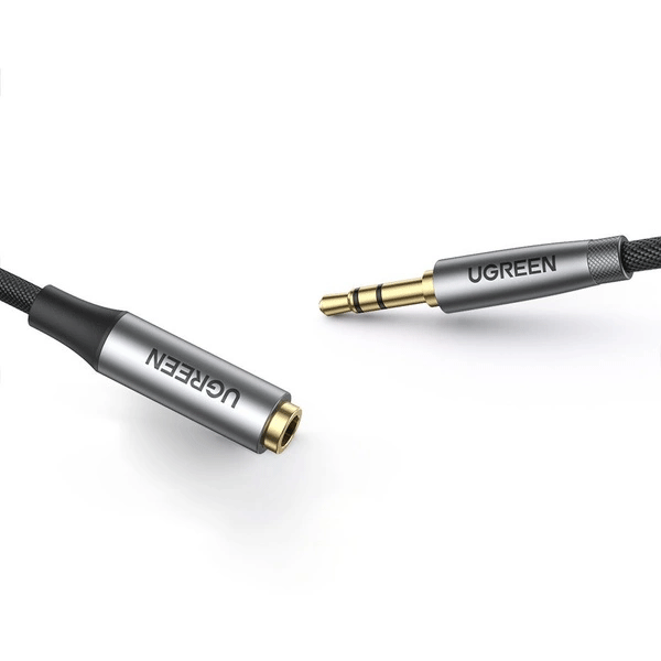Ugreen AV190 Kabel AUX-Verlängerungskabel 3,5 mm Miniklinke 3m, schwarz Ugreen AV190 Kabel AUX-Verlängerungskabel 3,5 mm Miniklinke 3m, schwarz
