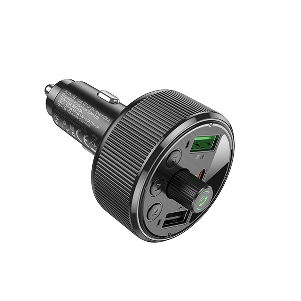 HOCO E82 Guerrero Wireless FM Transmitter PD30W+QC+3.0 mit 2 USB + 1 Type-C Anschluss